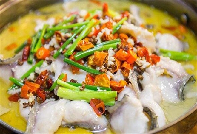 杨季酸菜鱼米饭