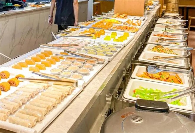 素滿香素食自助餐廳
