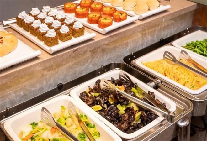 素滿香素食自助餐廳