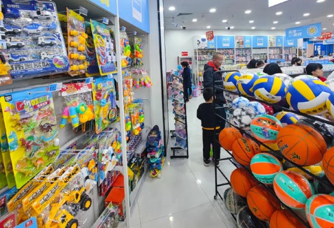嘻够够全球优品折扣店加盟