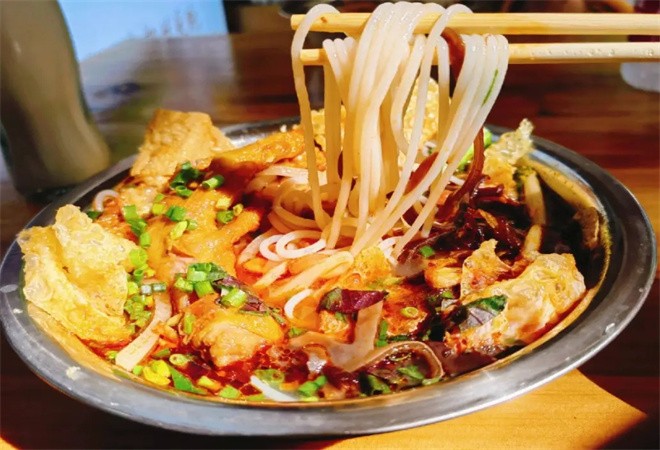 獅尚帝柳州螺螄粉 獅尚帝柳州螺螄粉