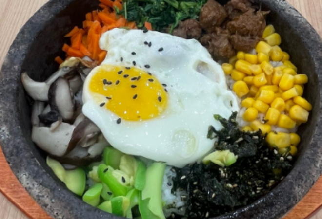 韓校校石鍋拌飯