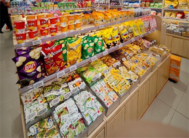 億家客零食店